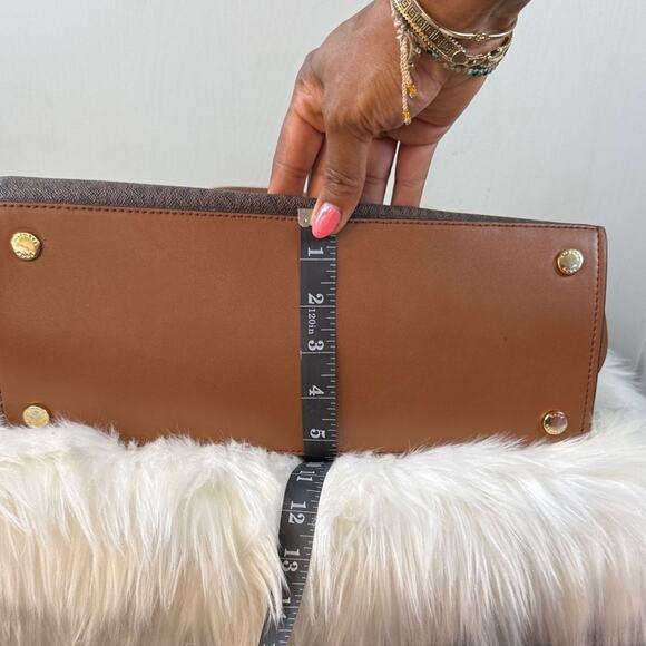 Michael Kors Hamilton Medium Logo Satchel - Picture 14 of 15